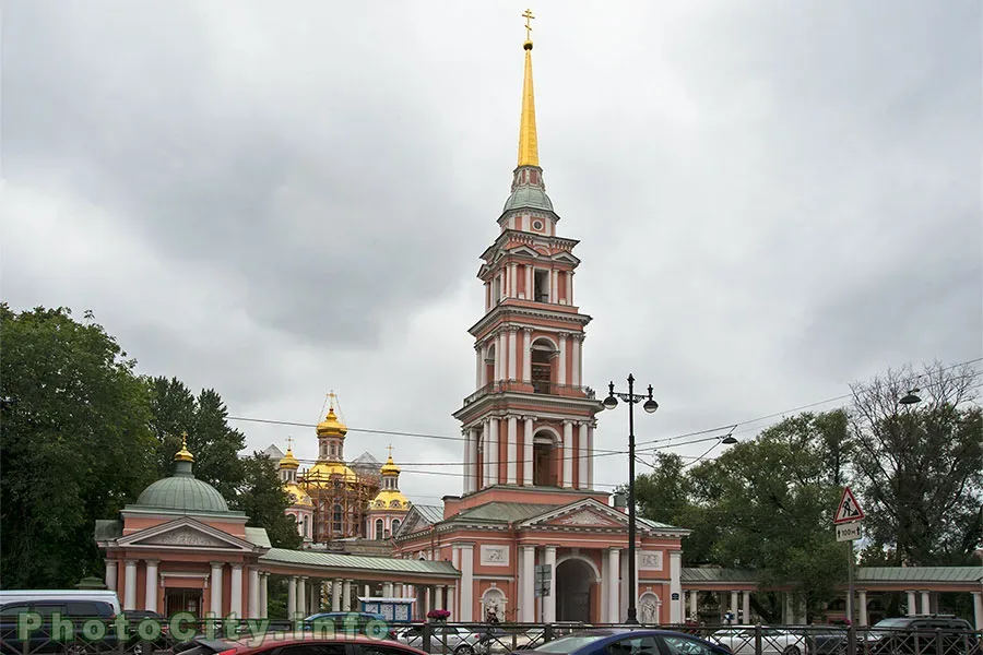 Колокольня Крестовоздвиженского собора